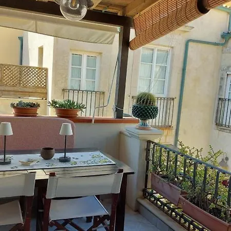 Camilla Apartment